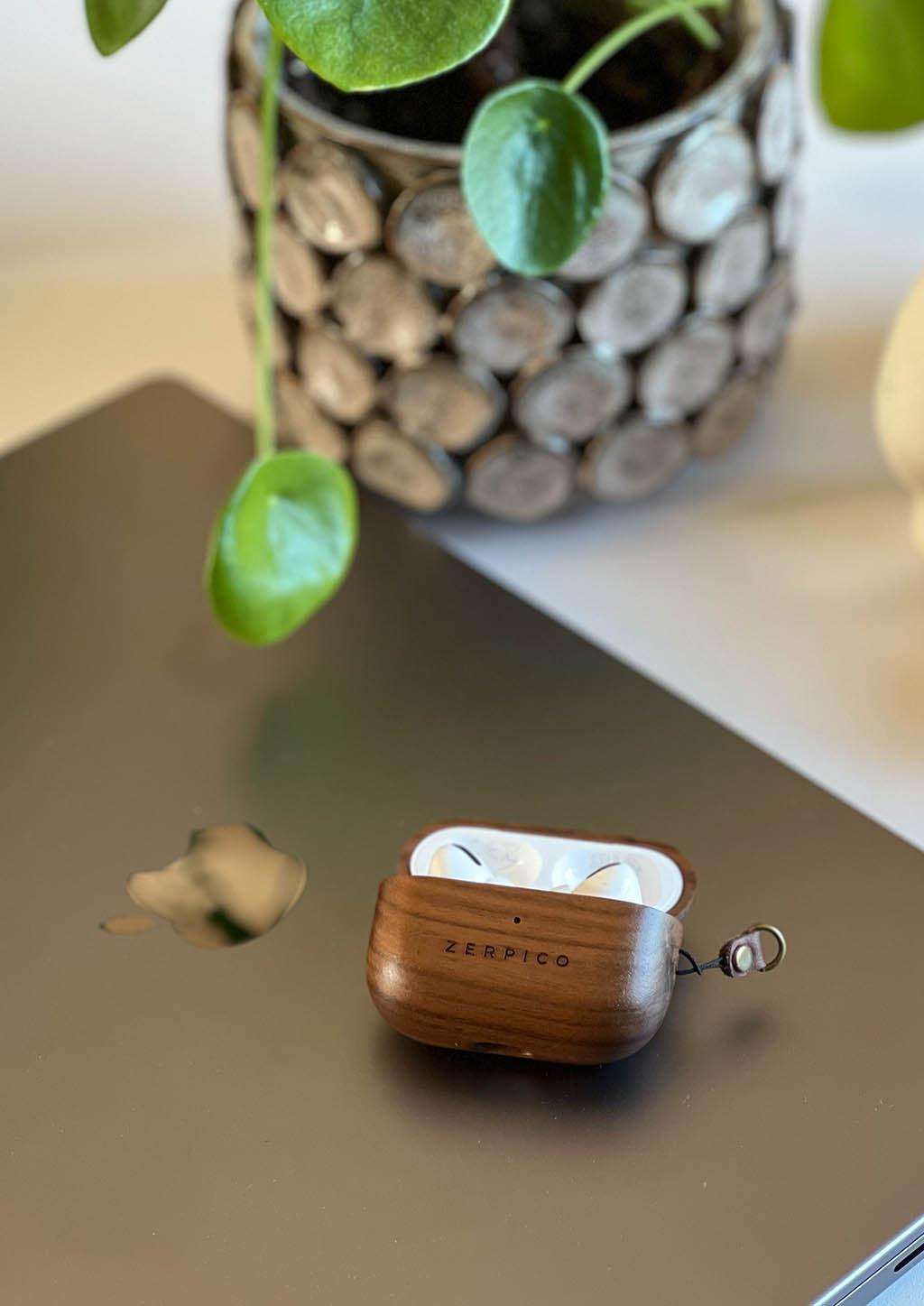 Wooden Airpods Case - Pro, 3rd & 2nd Gen | Natürliches Holz